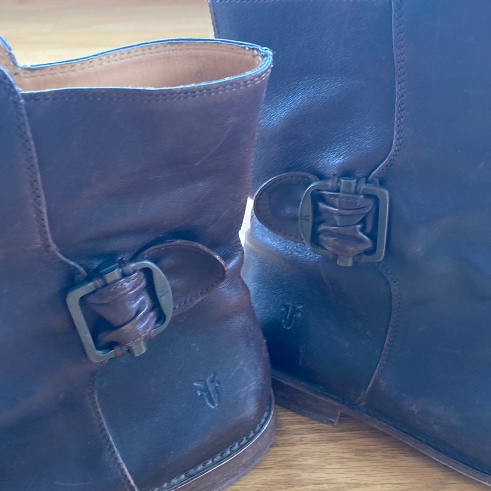 Frye brown leather boots with buckle